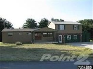 245 Pleasant Grove Rd, Red Lion, PA 17356