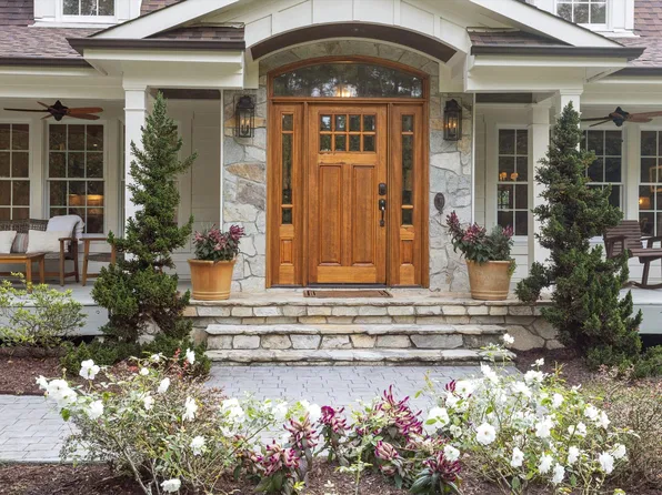 456 Eagle Dr, Chapel Hill, NC 27517