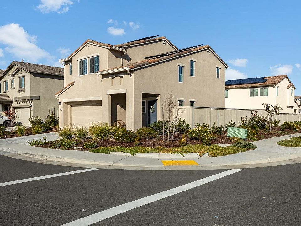 1st image of 9000 Farmstead Cir