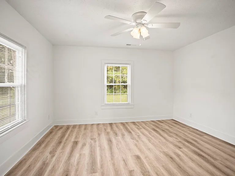 7230 Highway 49 E — Photo 13