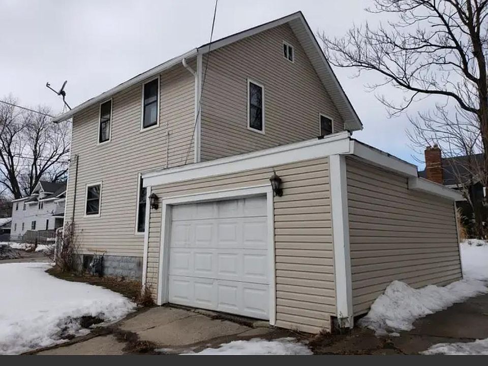 1st image of 303 N Central Ave