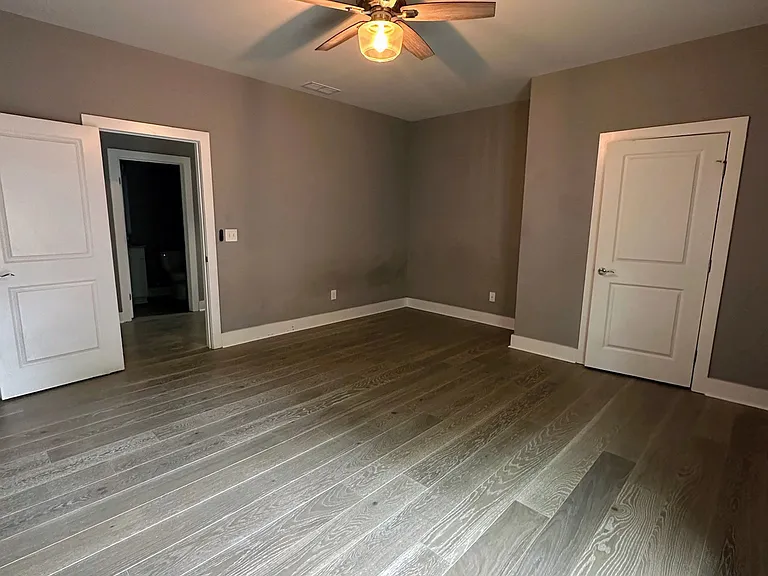 1081 Sims St SW — Photo 4