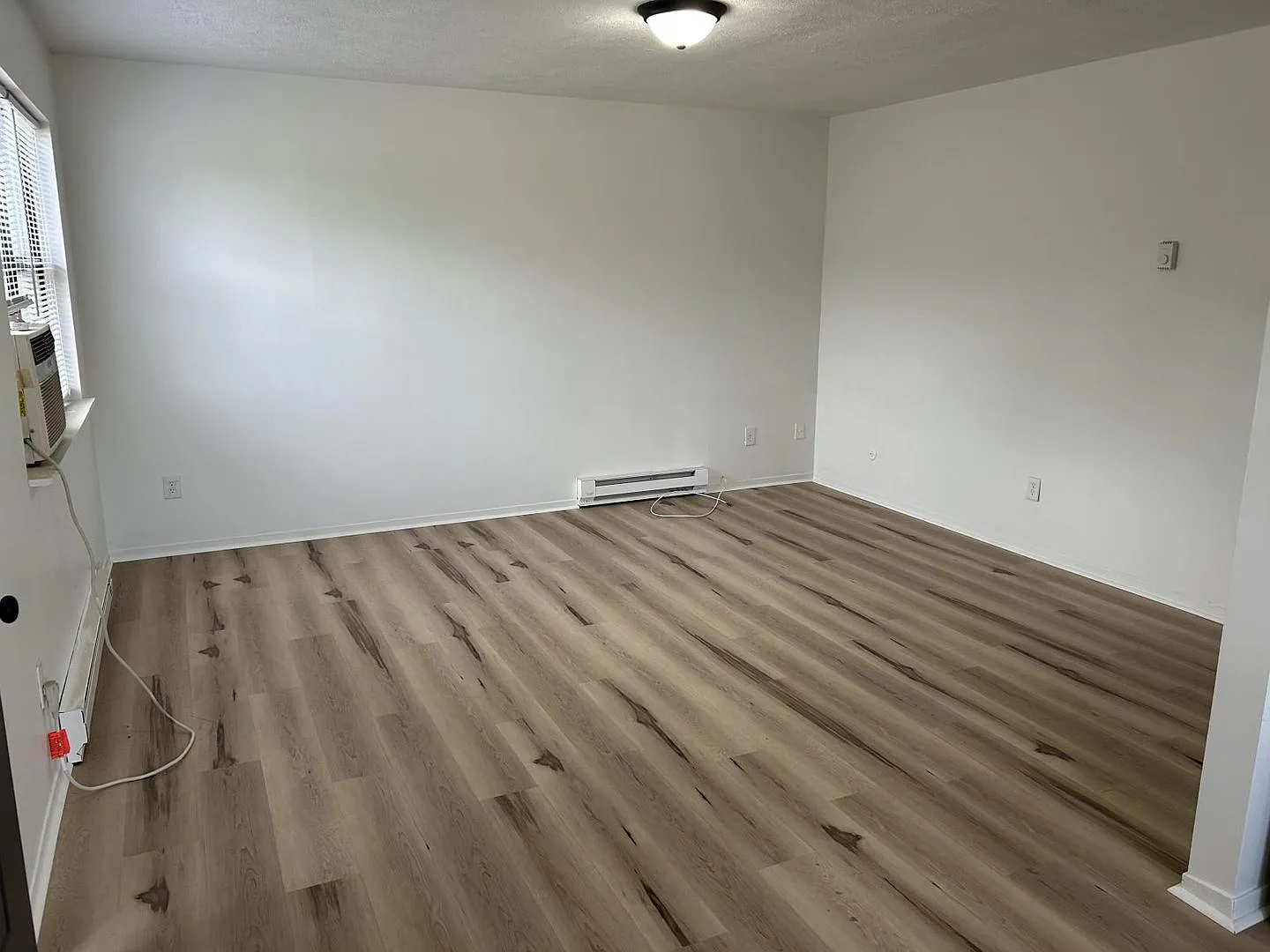 Welcome to 270 Everett Ave — Photo 2