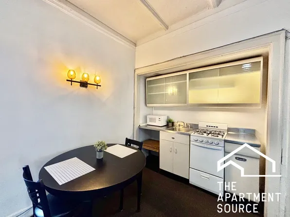 1224 N State Pkwy #F, Chicago, IL 60610