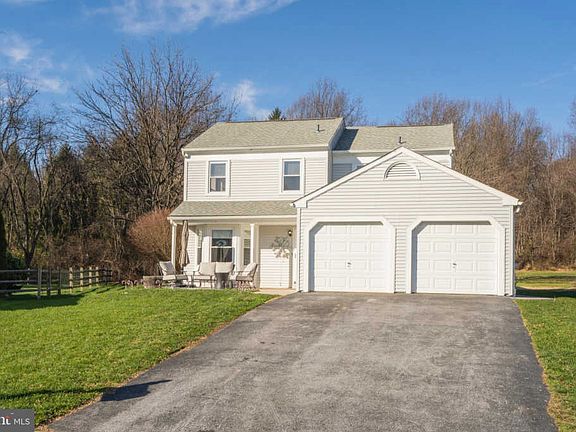2nd image of 1506 Clifford Cir