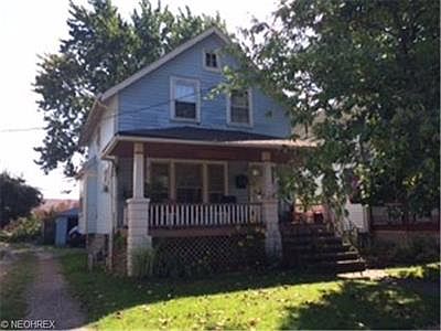 1st image of 584 Pearl St