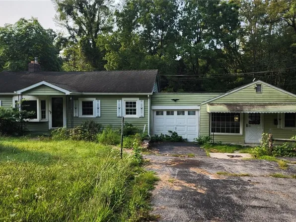 101 Honeywell Lane, Hyde Park, NY 12538