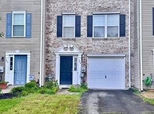 354 N Barrington Ct, Newark, DE 19702