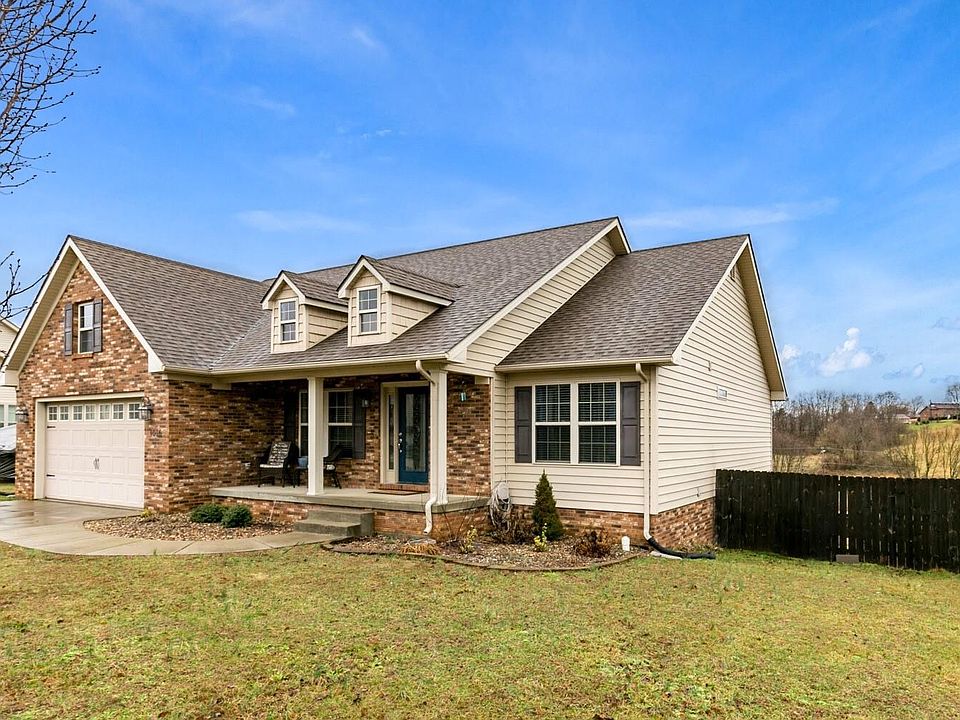 1st image of 1016 Ashlyn Dr