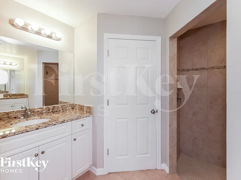 12557 Willmington Blvd — Photo 14