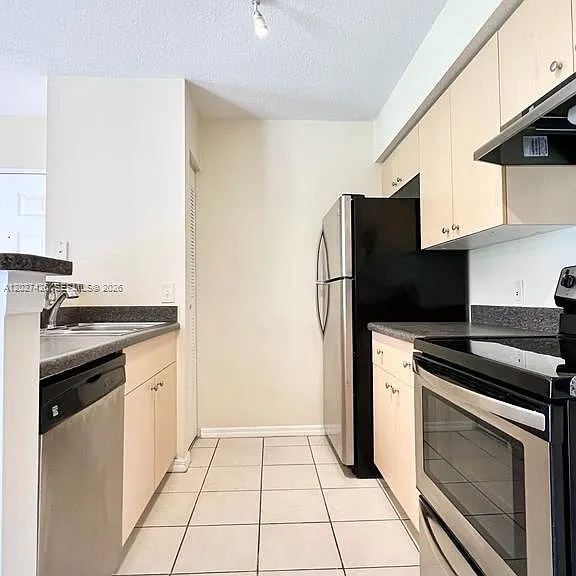 4220 San Marino Blvd #104 — Photo 6