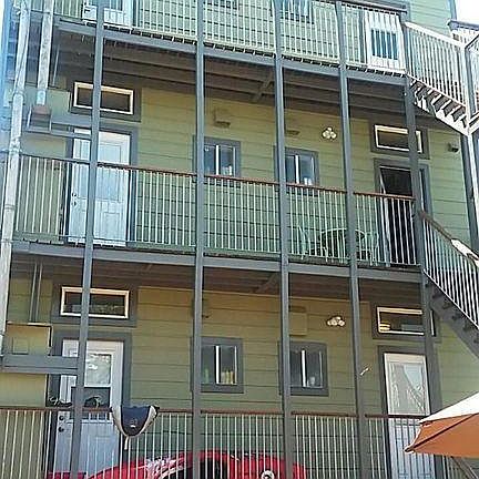 2nd image of 2429 Bryant St #2429