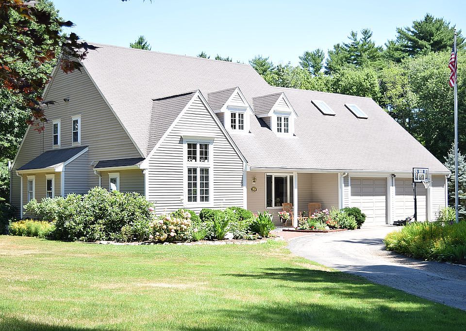 359 Holly Road, Marshfield