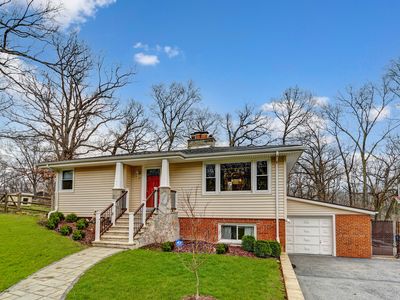 8949 W 103rd St, Palos Hills, IL, 60465