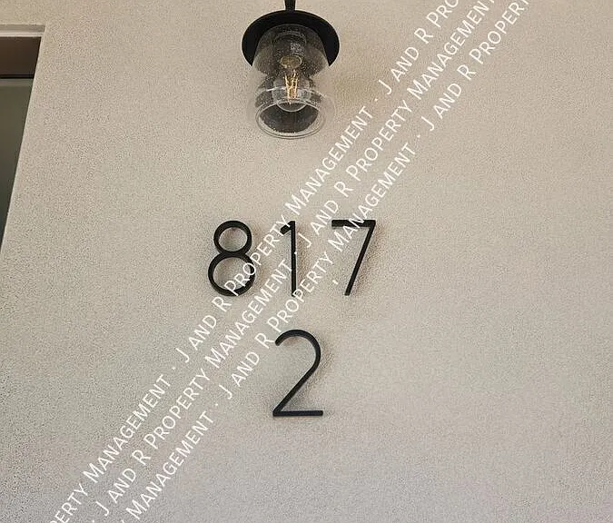 817 V St #2 — Photo 13