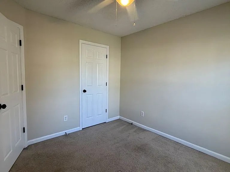 2924 Little Stream Ct — Photo 8