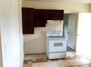 369 SW Main Ct, Warrenton, OR 97146