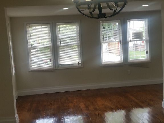 3rd image of 202-12 100 Ave #1FAM