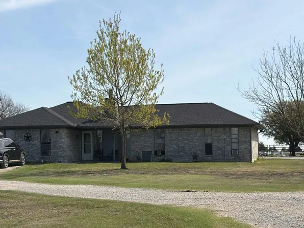 5688 County Road 500, Blue Ridge, TX 75424
