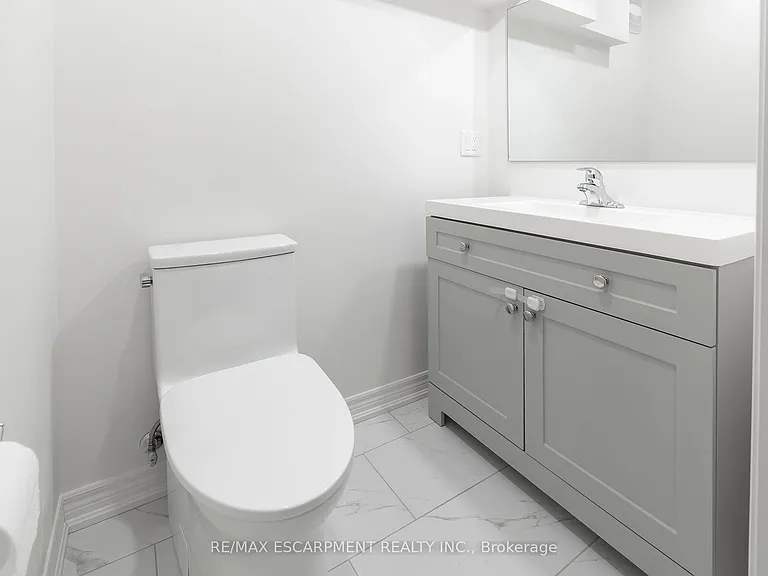 22 Whithorn Cres #LOWER — Photo 15