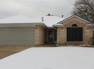 1809 Ibis Ct, Bryan, TX 77807