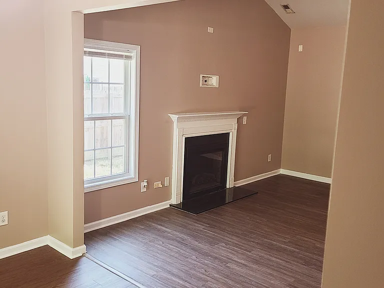 6835 Bone Creek Dr — Photo 6