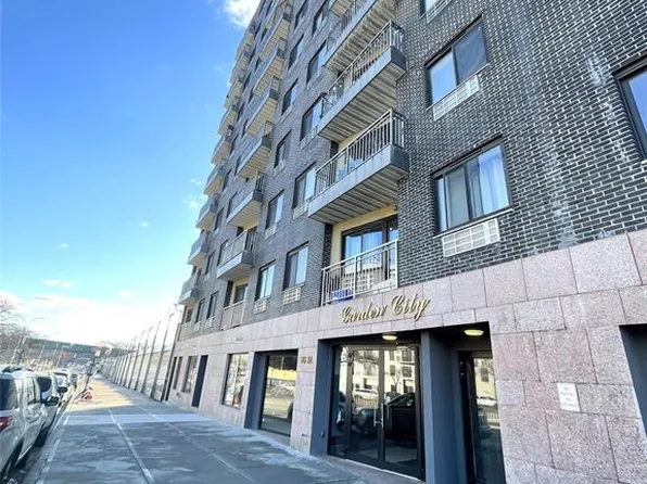 70-26 Queens Boulevard #7A, Woodside, NY 11377