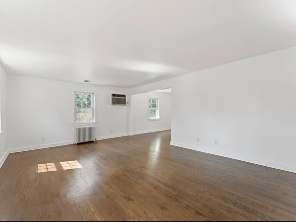 409 Tappan Rd Floor 2, Norwood, NJ 07648