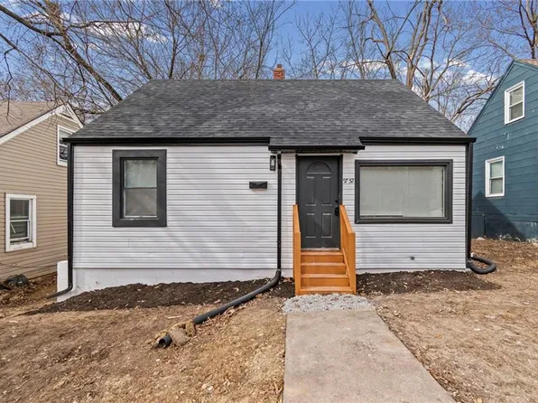 5752 College Ave, Kansas City, MO 64130