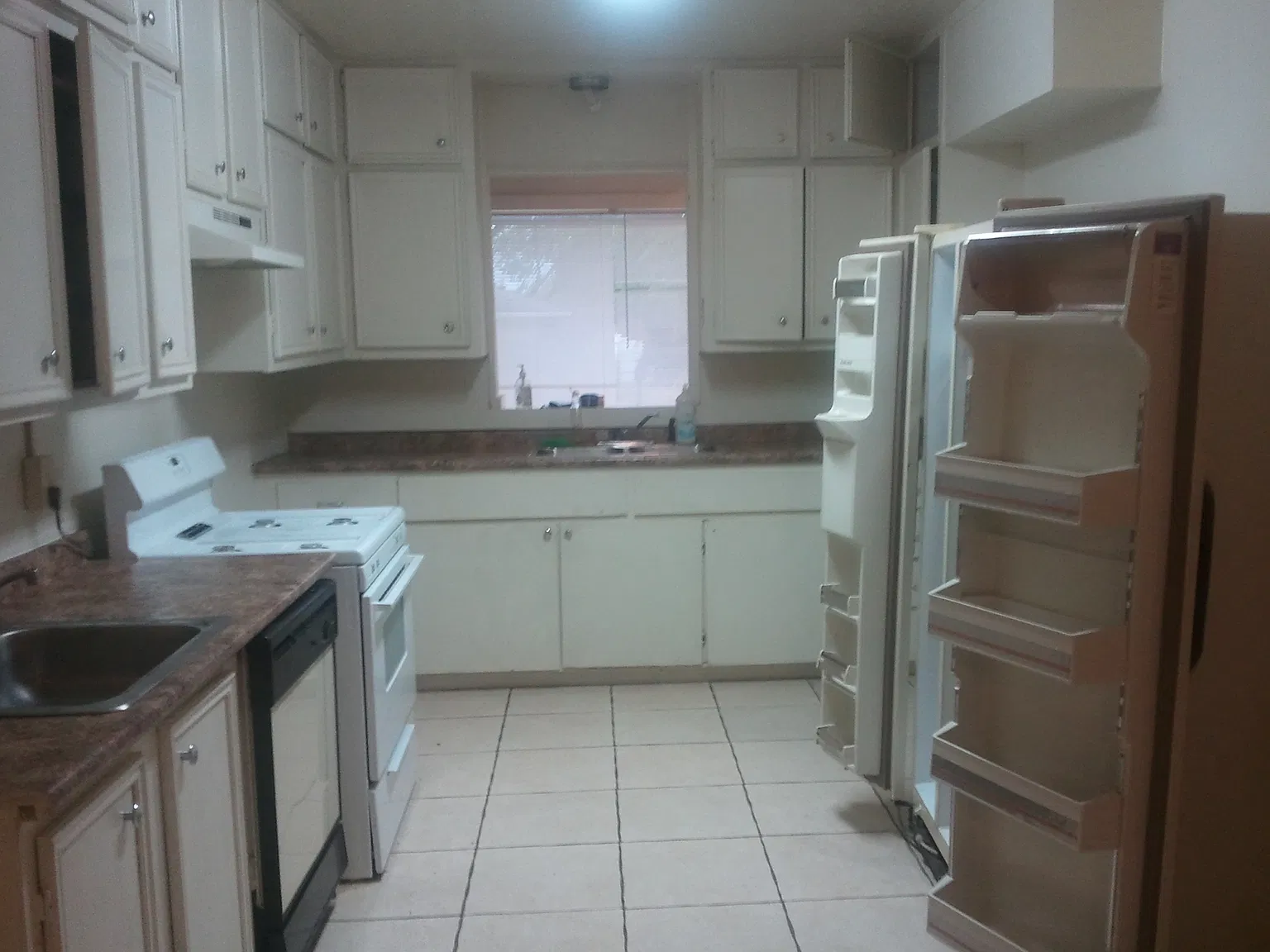 5 bed, 2528 sqft, $1,800 — Photo 4