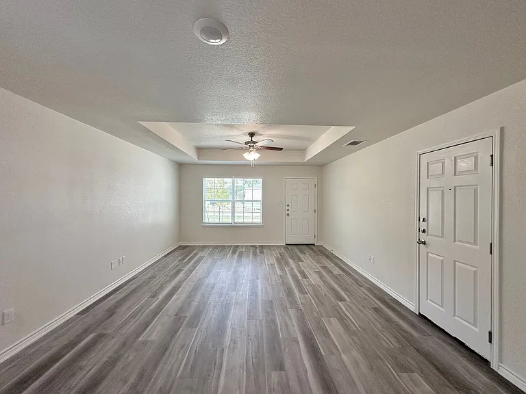 1608 Pima Trl — Photo 7
