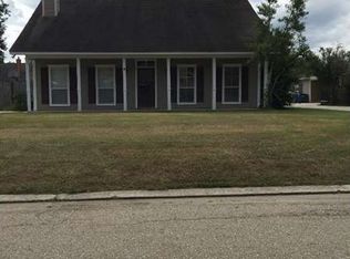 1502 Weeping Willow Dr, Denham Springs, LA 70726