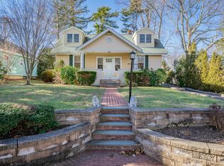 101 Seaview Ter, Northport, NY 11768