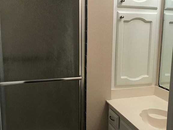 4th image of 2037 E Asphodel St