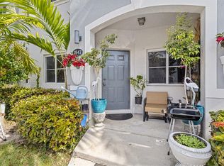 Venetia Grove, Homestead, FL 33035