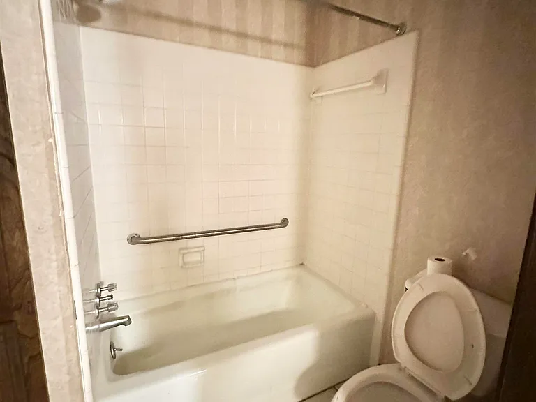 3572 Madeira Dr — Photo 7