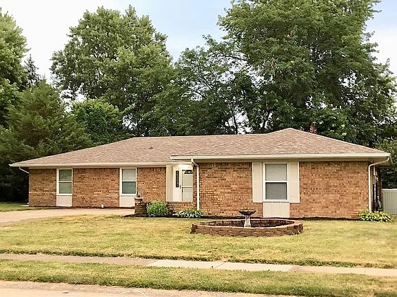 3rd image of 2783 Kay Ellen Dr