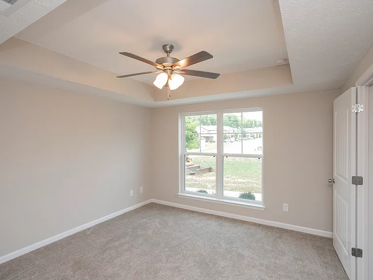 309 Jerry Butler Dr — Photo 6