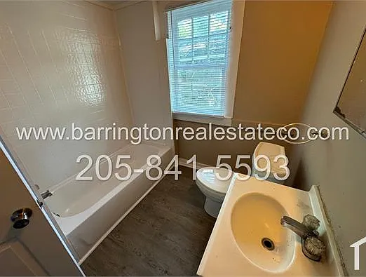 1012 Cotton Ave SW — Photo 5