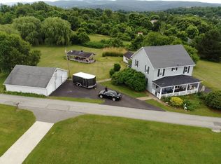 605 Walnut Grove Rd, Connellsville, PA 15425