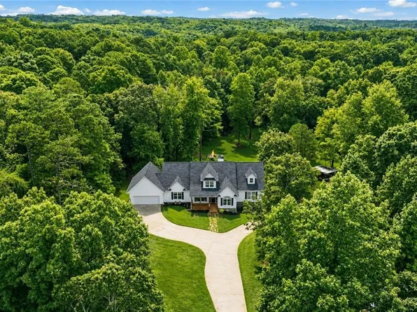 31 Haygood Cir, Dawsonville, GA 30534