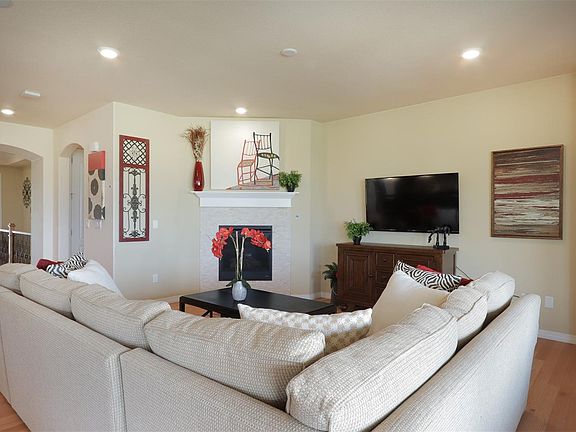 5th image of 9993 Isle Cir