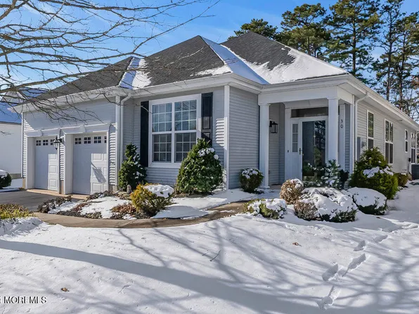 30 Pond View Circle, Barnegat, NJ 08005