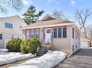 316 S Michigan Ave, Villa Park, IL