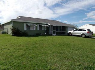 442 SW Bridgeport Dr, Port Saint Lucie, FL 34953