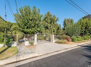 8901 Wheatland Ave, Sun Valley, CA 91352