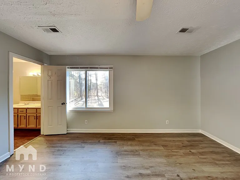 141 McElroy Rd — Photo 16