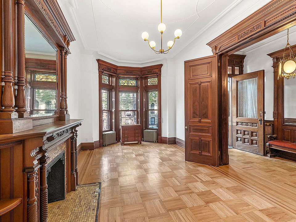 1st image of 488 1st St #2