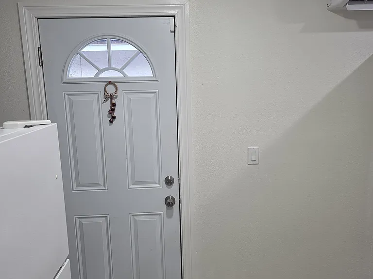 107 Valley Cir #A — Photo 14