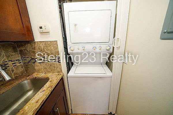 1st image of 25-15 Crescent St #B9
